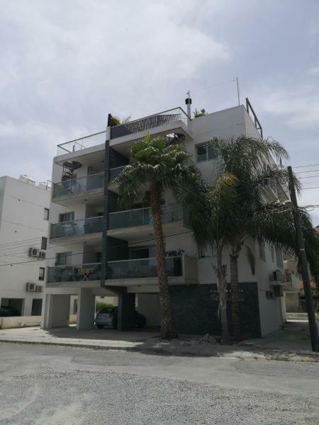Fine Designed Flat 302 Apartment Larnaca Exterior photo